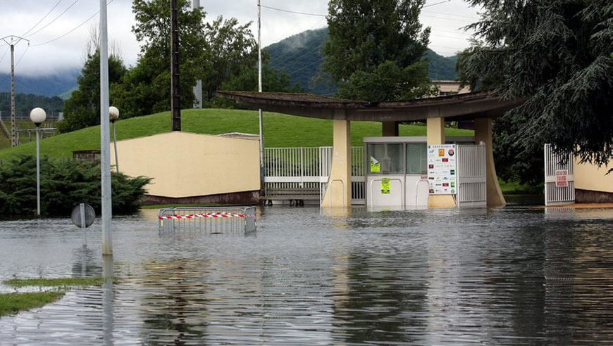 La ZAE de Sede à St Gaudens inondée, juin 2013